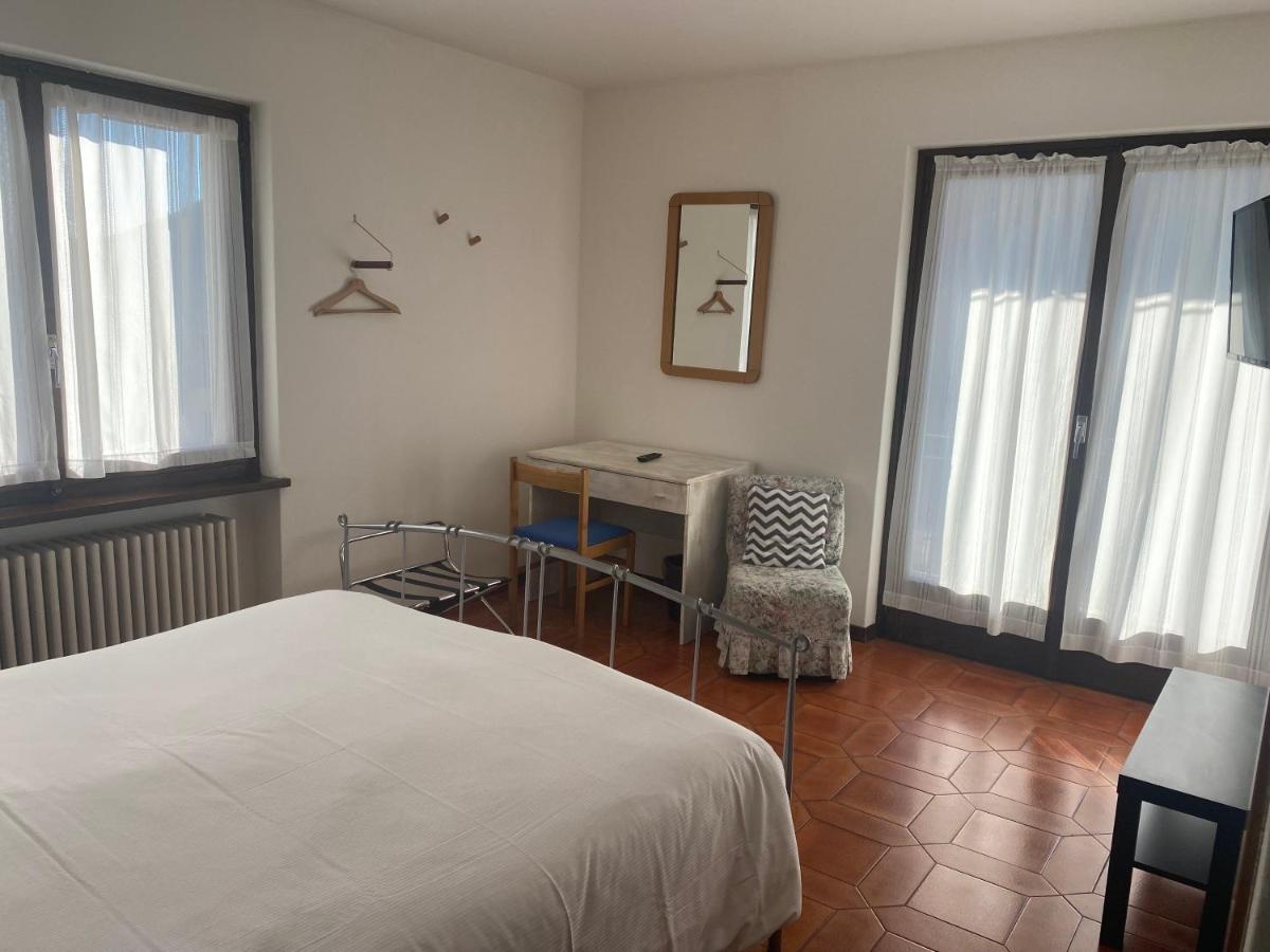 Albergo La Perla Craveggia エクステリア 写真